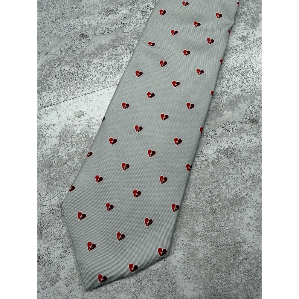 Vineyard Vines 100% Silk Tie Mens One Size Gray Geometric Heart Pointed Necktie